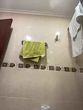 Fancyxlove online show from 10/10/25, 12:26