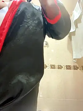 Fancyxlove online show from 10/11/25, 12:36