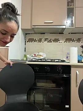 Almmaxxxx online show from 12/08/24, 07:58