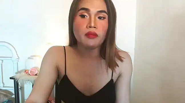 Snapshot of JustineBIGCUM chatting on 12/02/24, 05:48 JustineBIGCUM online show from 12/02/24, 05:48