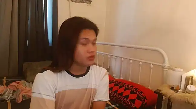 Snapshot of JustineBIGCUM chatting on 01/18/25, 04:15 JustineBIGCUM online show from 01/18/25, 04:15