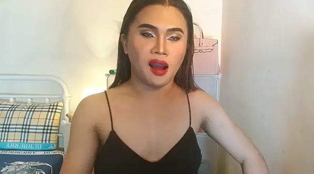 Snapshot of JustineBIGCUM chatting on 02/21/25, 04:07 JustineBIGCUM online show from 02/21/25, 04:07