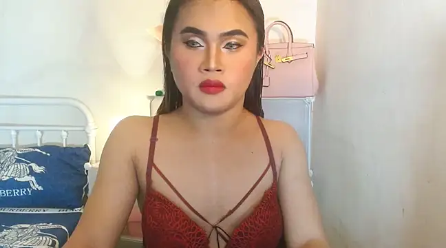 Snapshot of JustineBIGCUM chatting on 02/25/25, 10:37 JustineBIGCUM online show from 02/25/25, 10:37