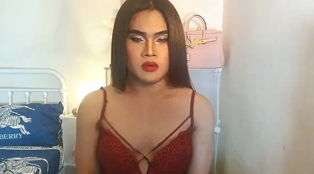 Snapshot of JustineBIGCUM chatting on 02/25/25, 01:39 JustineBIGCUM online show from 02/25/25, 01:39