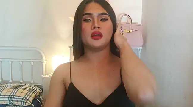 Snapshot of JustineBIGCUM chatting on 03/06/25, 02:08 JustineBIGCUM online show from 03/06/25, 02:08