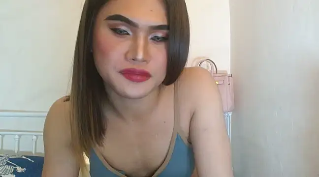 Snapshot of JustineBIGCUM chatting on 03/10/25, 11:32 JustineBIGCUM online show from 03/10/25, 11:32