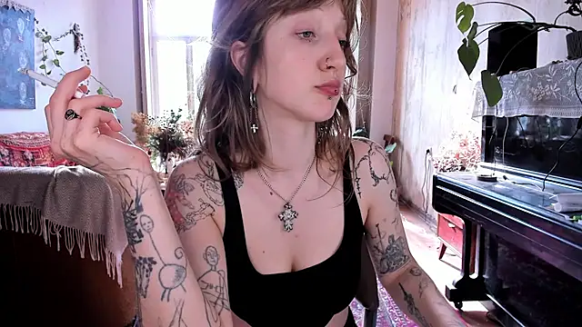 Snapshot of Miranda2_0 chatting on 01/14/25, 08:20 Miranda2 0 online show from 01/14/25, 08:20