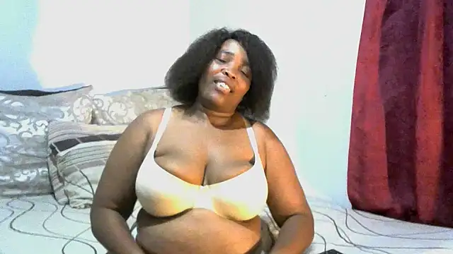 Snapshot of LadyLillyX chatting on 03/23/26, 06:45 LadyLillyX online show from 03/23/26, 06:45