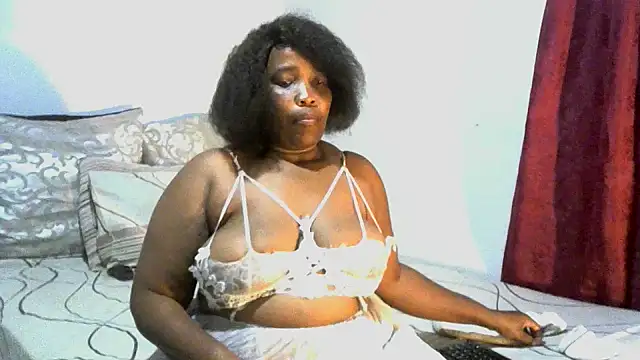 Snapshot of LadyLillyX chatting on 03/24/26, 05:29 LadyLillyX online show from 03/24/26, 05:29