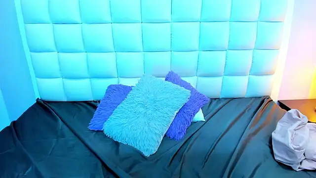 teresasroom  online show from 04/20/26, 02:31