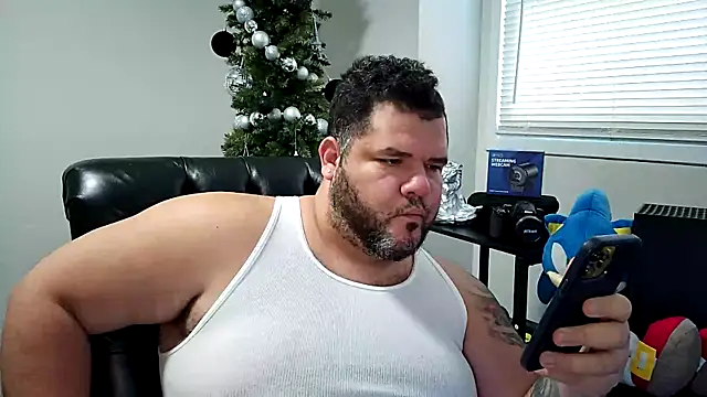 Snapshot of Gabihotxxx1 chatting on 01/15/25, 04:32 Gabihotxxx1 online show from 01/15/25, 04:32