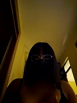 Snapshot of Latin_summer chatting on 09/24/25, 02:59 Latin summer online show from 09/24/25, 02:59