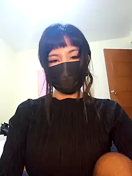 Snapshot of Latin_summer chatting on 02/23/26, 02:42 Latin summer online show from 02/23/26, 02:42