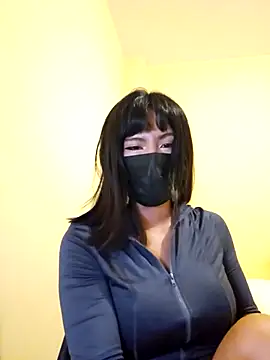 Snapshot of Latin_summer chatting on 03/13/26, 11:11 Latin summer online show from 03/13/26, 11:11