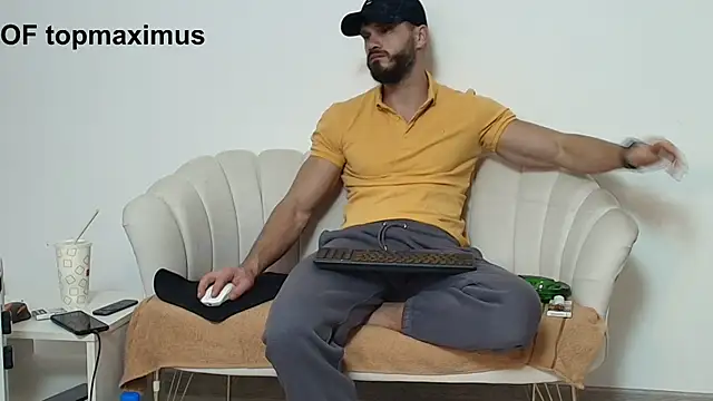 MauroTwin online show from 11/20/25, 06:18