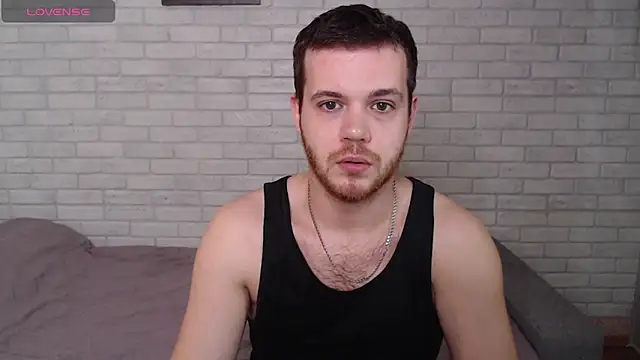 Snapshot of Alexxx_horny chatting on 05/04/26, 11:39 Alexxx horny online show from 05/04/26, 11:39