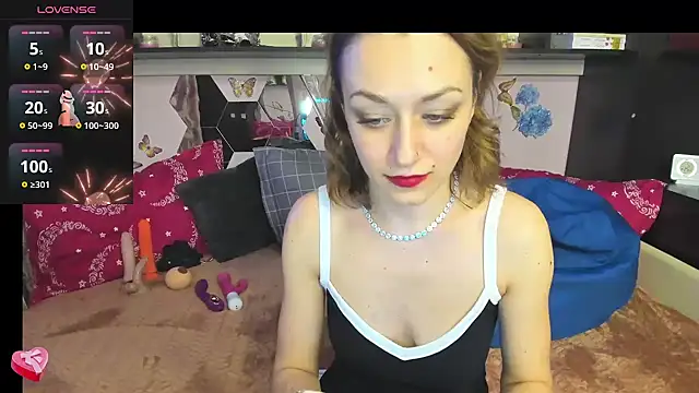 Snapshot of FoxyDom699 chatting on 02/24/25, 10:15 FoxyDom699 online show from 02/24/25, 10:15