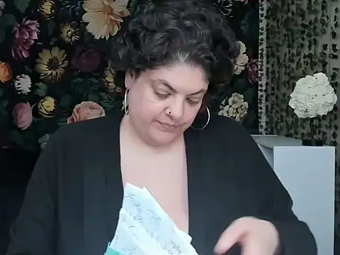 Exotic-Melons online show from 11/16/25, 07:30