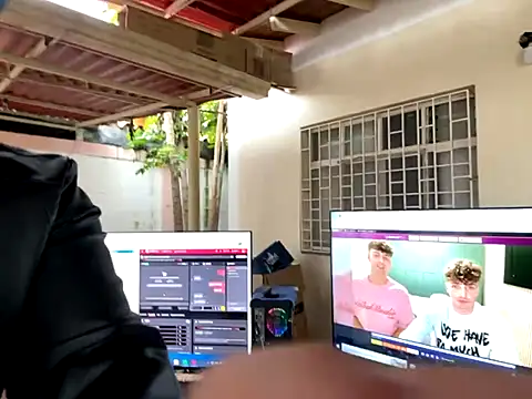 simon and david online show from 10/11/25, 08:29