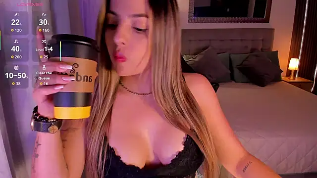 AmyWood online show from 11/14/25, 08:29