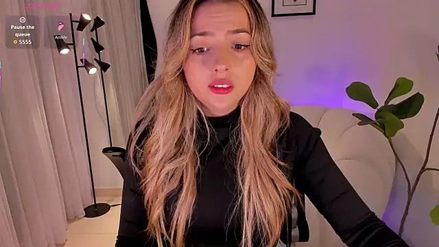 AmyWood online show from 02/13/26, 07:32