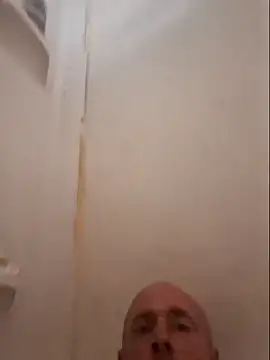 dano75692375 online show from 09/29/25, 08:46