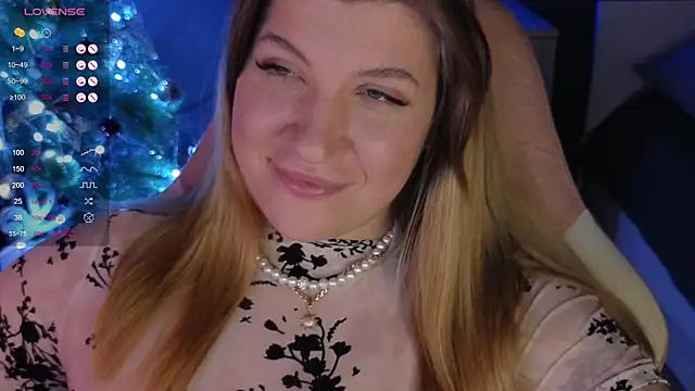 Snapshot of Fairy__Sofia chatting on 12/25/24, 02:34 Fairy  Sofia online show from 12/25/24, 02:34