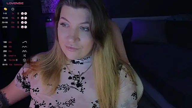 Snapshot of Fairy__Sofia chatting on 01/15/25, 08:20 Fairy  Sofia online show from 01/15/25, 08:20