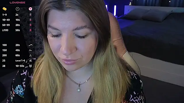 Snapshot of Fairy__Sofia chatting on 02/25/25, 08:36 Fairy  Sofia online show from 02/25/25, 08:36