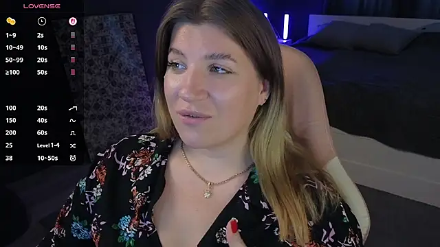 Snapshot of Fairy__Sofia chatting on 02/25/25, 11:41 Fairy  Sofia online show from 02/25/25, 11:41