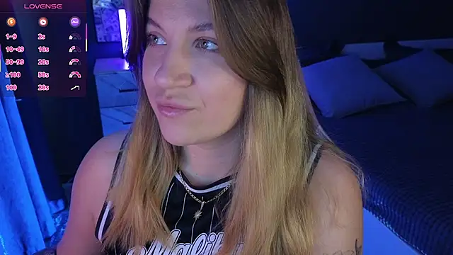 Snapshot of Fairy__Sofia chatting on 03/10/25, 08:26 Fairy  Sofia online show from 03/10/25, 08:26