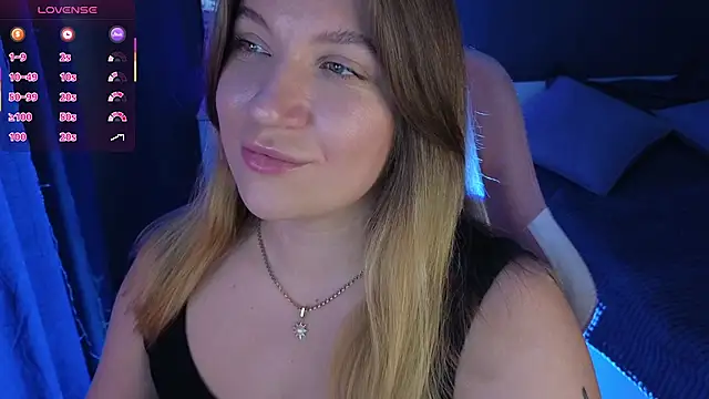 Snapshot of Fairy__Sofia chatting on 03/18/25, 11:30 Fairy  Sofia online show from 03/18/25, 11:30