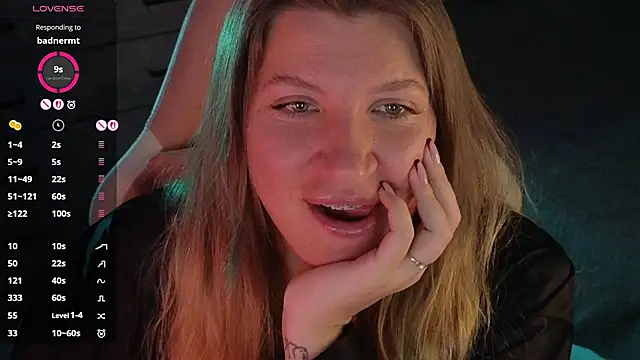 Snapshot of Fairy__Sofia chatting on 09/11/25, 09:20 Fairy  Sofia online show from 09/11/25, 09:20