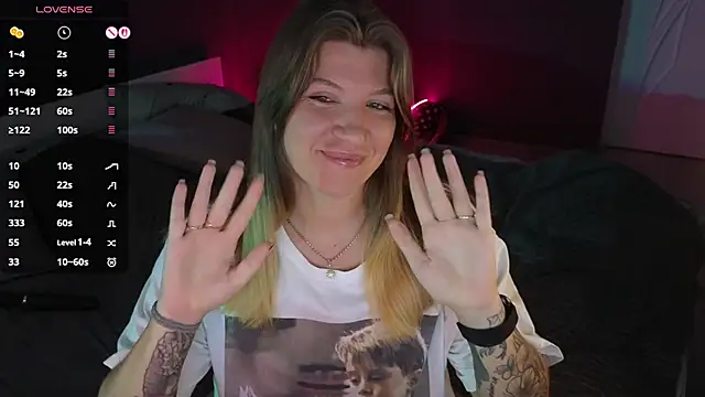 Snapshot of Fairy__Sofia chatting on 09/18/25, 08:27 Fairy  Sofia online show from 09/18/25, 08:27