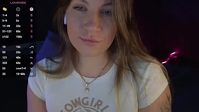 Snapshot of Fairy__Sofia chatting on 10/21/25, 10:27 Fairy  Sofia online show from 10/21/25, 10:27