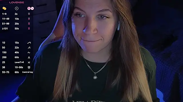 Snapshot of Fairy__Sofia chatting on 10/22/25, 08:58 Fairy  Sofia online show from 10/22/25, 08:58