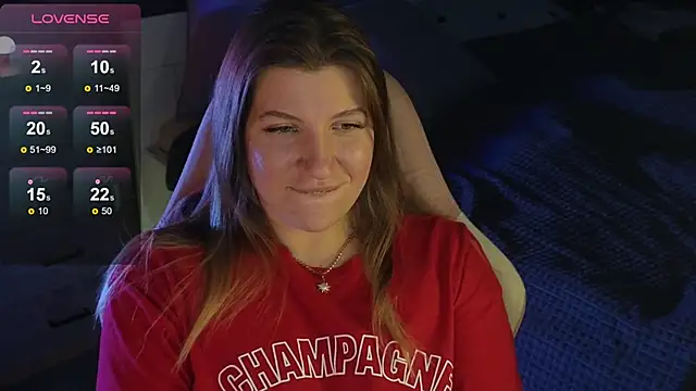 Snapshot of Fairy__Sofia chatting on 10/23/25, 04:39 Fairy  Sofia online show from 10/23/25, 04:39