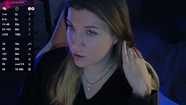 Snapshot of Fairy__Sofia chatting on 10/28/25, 09:13 Fairy  Sofia online show from 10/28/25, 09:13