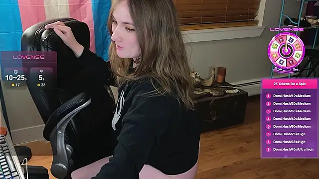 luluvaladon online show from 01/12/26, 06:07