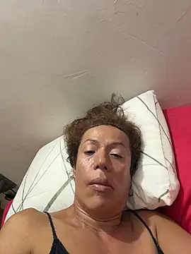 YOURSDEBORA online show from 04/22/26, 01:08