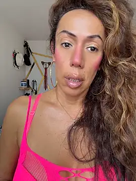 Snapshot of YOURSDEBORA chatting on 05/28/26, 06:16 YOURSDEBORA online show from 05/28/26, 06:16