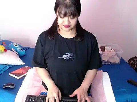 liseth 01hot online show from 01/11/26, 10:20