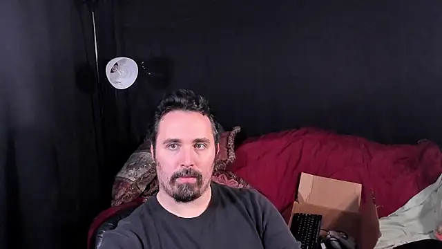 Metalstud online show from 11/25/25, 03:28