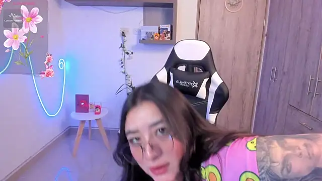 vaneelee online show from 02/12/25, 02:35