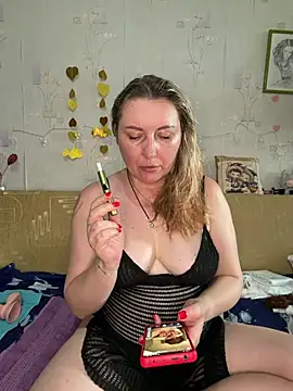 Katti Kissa online show from 07/21/26, 01:46