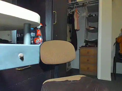 Angelchezcka online show from 03/20/26, 08:08