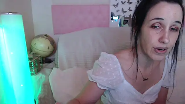 -carla- online show from 02/18/26, 04:14