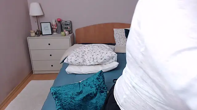 LeveMe2Nightt online show from 11/11/25, 01:44