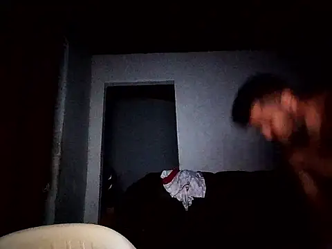 tarra122 online show from 04/21/26, 01:53