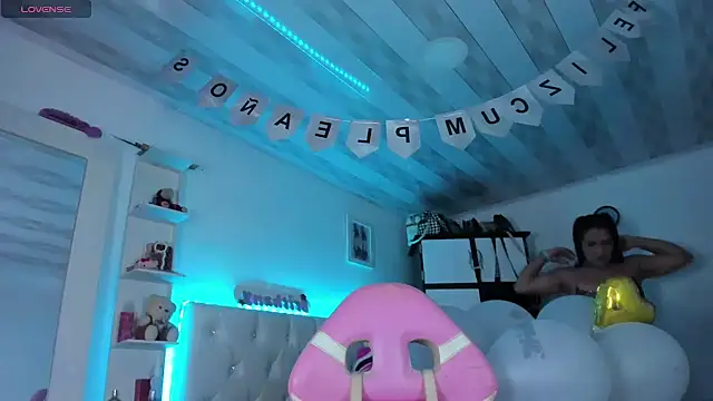 briitany hot online show from 02/09/25, 10:43